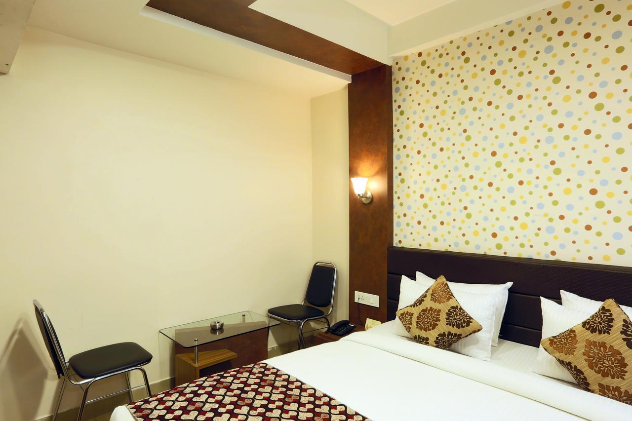 Hotel Sj International Guwahati Dış mekan fotoğraf