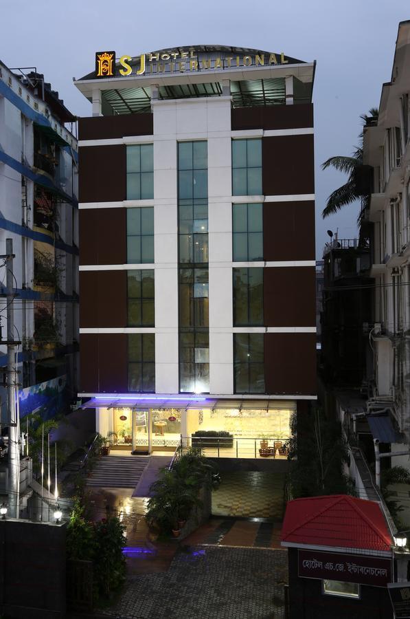 Hotel Sj International Guwahati Dış mekan fotoğraf